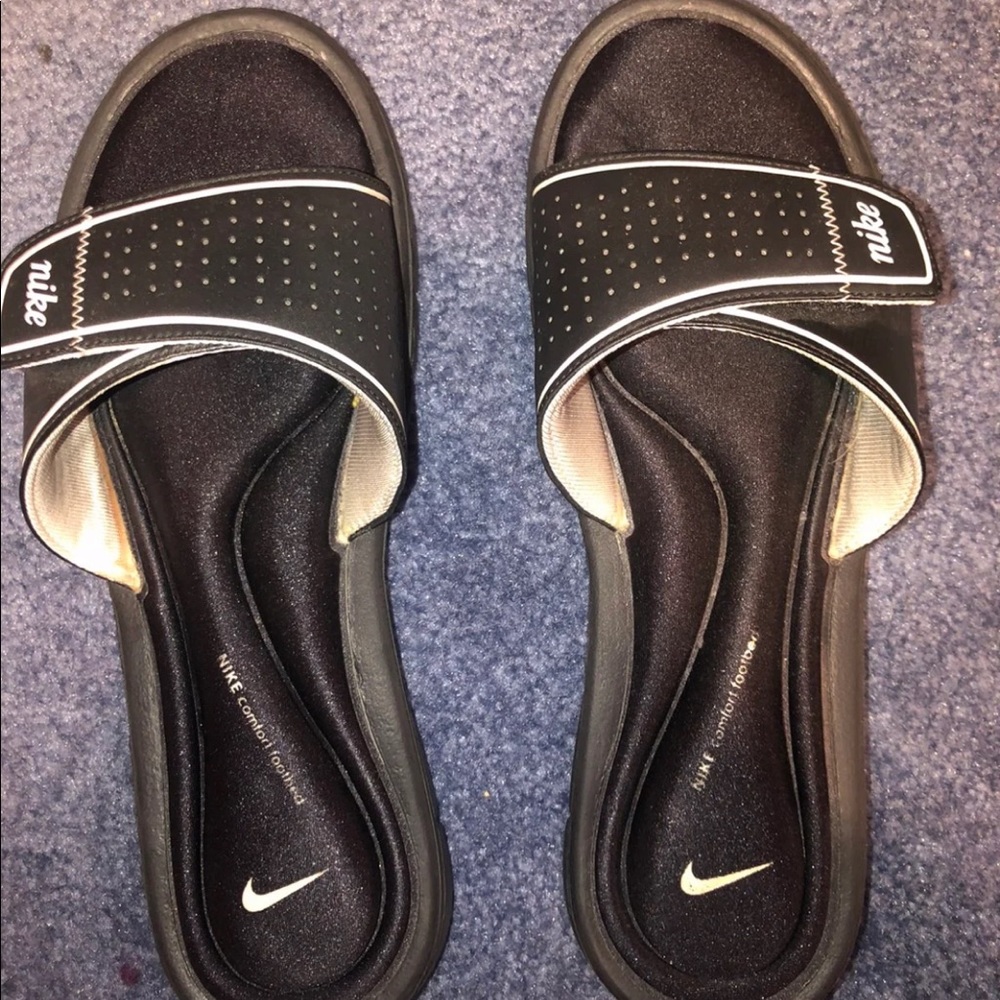 Nike slides